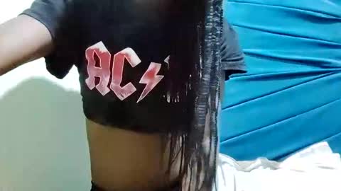 Tu mami Rebecca online show from 10, 5, 2026