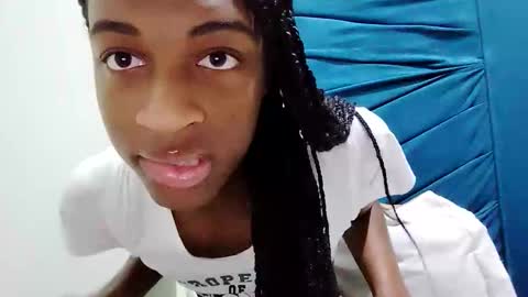Tu mami Rebecca online show from 11, 5, 2026