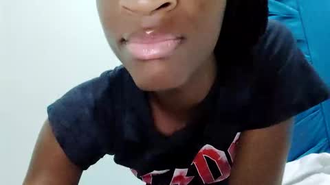 Tu mami Rebecca online show from 13, 5, 2026