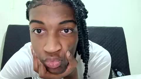 Tu mami Rebecca online show from 20, 5, 2026