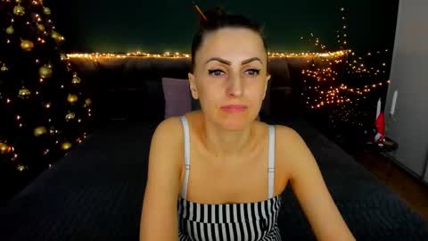 rebecca_diamonds online show from 7, 1, 2026