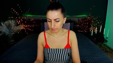 rebecca_diamonds online show from 8, 2, 2026