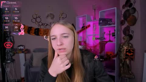 rebecca_smile_ online show from 21, 10, 2025