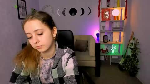 rebecca_smile_ online show from 27, 4, 2026