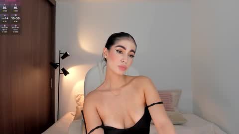 Rebecca online show from 15, 9, 2025