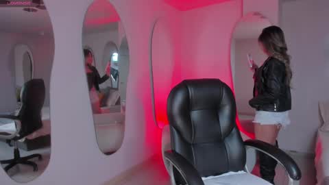 Rebe online show from 8, 3, 2025