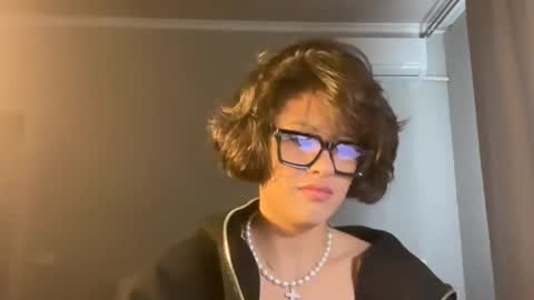 Snapshot of rebeccatumbleson chatting on 21, 10, 2025 Rebecca online show from 21, 10, 2025