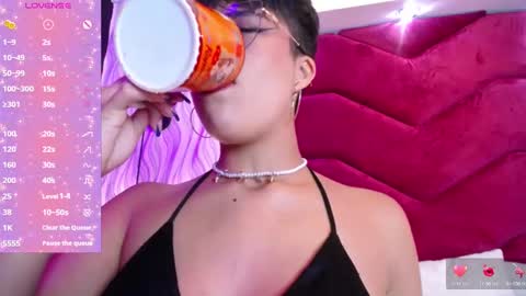 Snapshot of rebeka_baker chatting on 18, 1, 2025 REBEKA online show from 18, 1, 2025