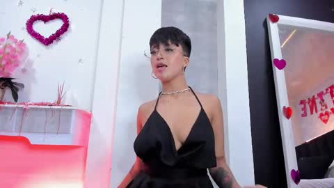 Snapshot of rebeka_baker chatting on 21, 2, 2025 REBEKA online show from 21, 2, 2025