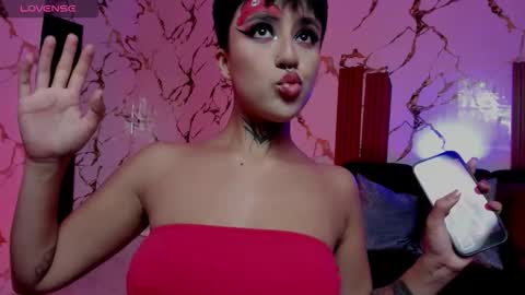 Snapshot of rebeka_baker chatting on 9, 10, 2025 REBEKA online show from 9, 10, 2025