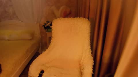 rebekkacharm online show from 17, 12, 2024