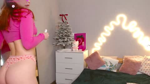 Snapshot of red__candy chatting on 25, 1, 2025 red__candy online show from 25, 1, 2025