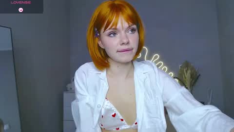 Snapshot of red__candy chatting on 19, 2, 2025 red__candy online show from 19, 2, 2025