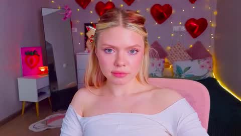 Snapshot of red__candy chatting on 13, 3, 2026 red__candy online show from 13, 3, 2026