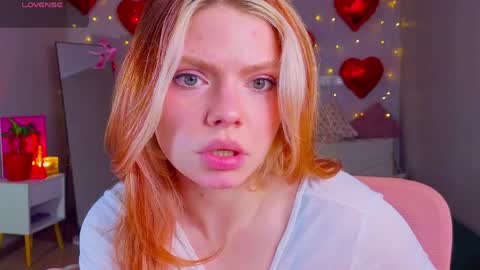 Snapshot of red__candy chatting on 25, 3, 2026 red__candy online show from 25, 3, 2026