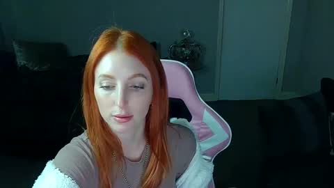 Red -  online show from 3, 2, 2025