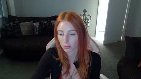 Red -  online show from 25, 9, 2025