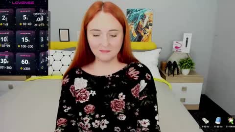 Snapshot of red_naughtyfox chatting on 22, 12, 2024 Lessy Fox online show from 22, 12, 2024