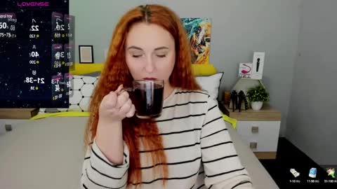 Snapshot of red_naughtyfox chatting on 10, 1, 2025 Lessy Fox online show from 10, 1, 2025