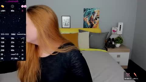 Snapshot of red_naughtyfox chatting on 25, 9, 2025 Lessy Fox online show from 25, 9, 2025