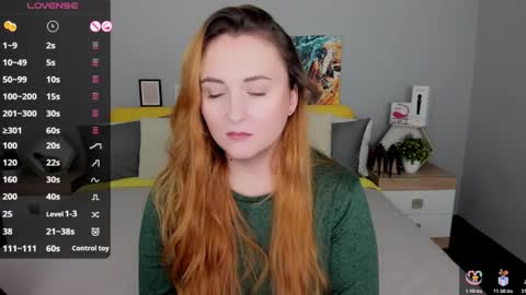 Snapshot of red_naughtyfox chatting on 21, 12, 2025 Lessy Fox online show from 21, 12, 2025