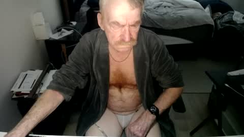 Snapshot of redbare12007 chatting on 29, 6, 2026 Red online show from 29, 6, 2026