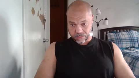 Snapshot of redbone441 chatting on 6, 4, 2026 Redbone online show from 6, 4, 2026