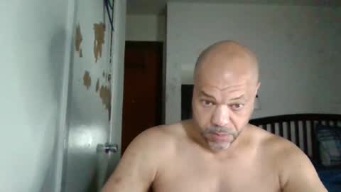 Snapshot of redbone441 chatting on 8, 4, 2026 Redbone online show from 8, 4, 2026