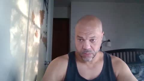 Snapshot of redbone441 chatting on 9, 4, 2026 Redbone online show from 9, 4, 2026