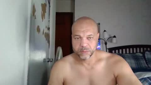 Snapshot of redbone441 chatting on 11, 4, 2026 Redbone online show from 11, 4, 2026