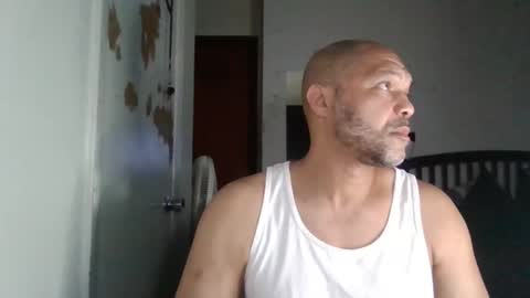 Snapshot of redbone441 chatting on 14, 4, 2026 Redbone online show from 14, 4, 2026