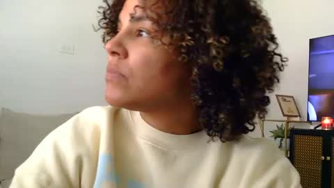 Snapshot of redbonescarlet chatting on 24, 9, 2025 Redbonescarlet online show from 24, 9, 2025