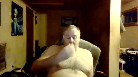 reddragon1195 online show from 2, 12, 2024