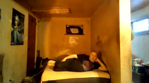 reddragon1195 online show from 2, 2, 2025