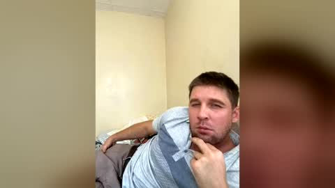 Snapshot of reddrockett69 chatting on 19, 6, 2026 Ali j online show from 19, 6, 2026
