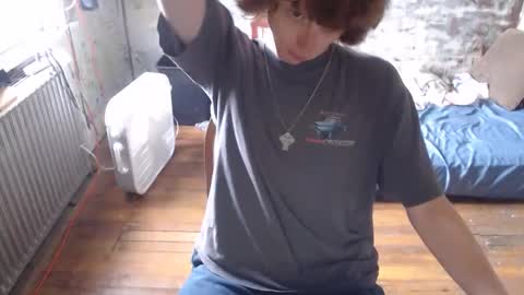 Snapshot of redhead6inch chatting on 17, 9, 2025 RedHead6Inch online show from 17, 9, 2025