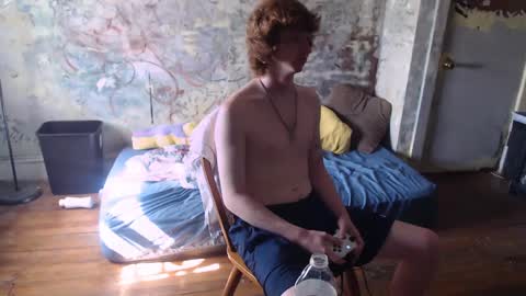 Snapshot of redhead6inch chatting on 18, 9, 2025 RedHead6Inch online show from 18, 9, 2025