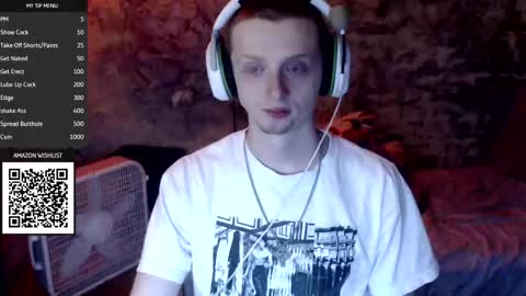 Snapshot of redhead6inch chatting on 21, 10, 2025 RedHead6Inch online show from 21, 10, 2025