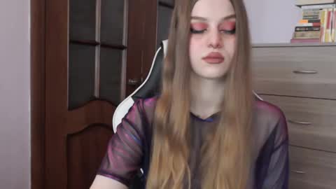 Lily online show from 30, 9, 2025