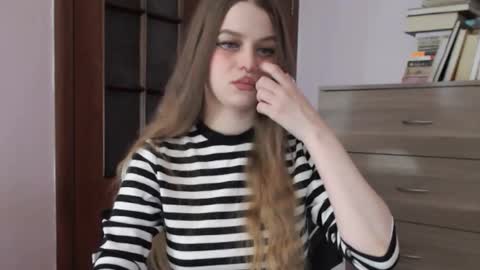 Lily online show from 1, 12, 2025