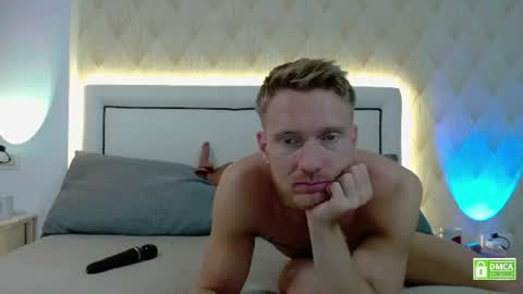 Snapshot of redheadxxl chatting on 18, 7, 2026 Steve Blond online show from 18, 7, 2026