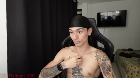 Red online show from 8, 5, 2026