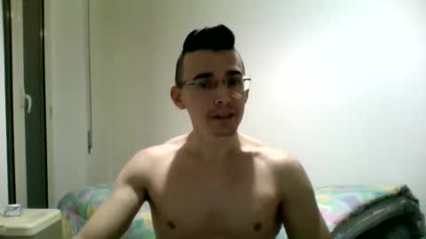 Snapshot of redstep0 chatting on 27, 11, 2025 redstep0 online show from 27, 11, 2025