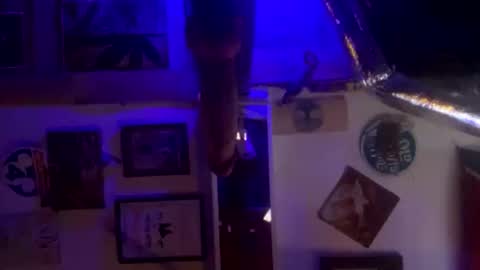 Lee online show from 28, 9, 2025