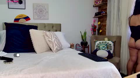 Snapshot of reese_yanella chatting on 21, 7, 2026 Yanella online show from 21, 7, 2026