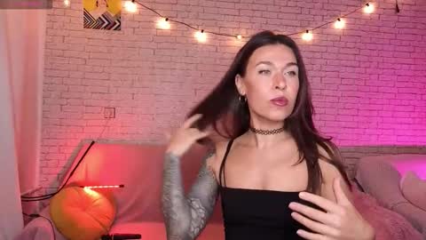 Snapshot of reginahawkinss chatting on 22, 10, 2025 ReginaHawkinss online show from 22, 10, 2025