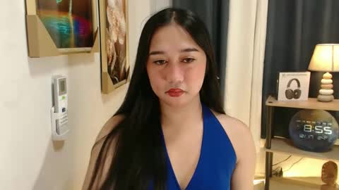 Snapshot of reginethegoddess chatting on 17, 12, 2025 regine online show from 17, 12, 2025