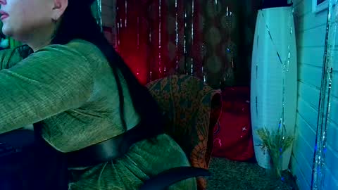 Karina online show from 20, 12, 2024