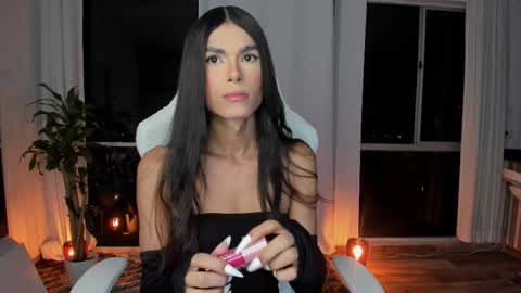 Snapshot of reichel_gray chatting on 18, 2, 2025  REICHEL  online show from 18, 2, 2025