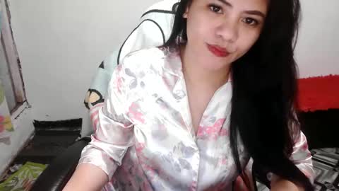 reign2525 online show from 13, 3, 2026